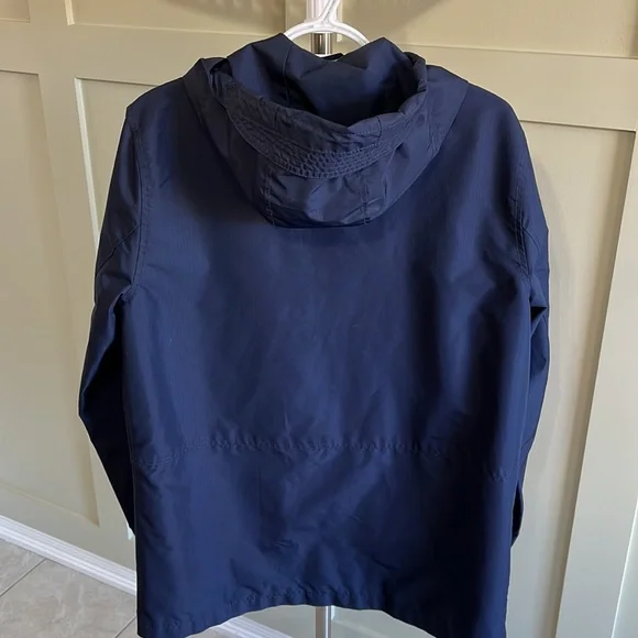 GAP Men’s Spring/Fall Nylon Jacket - Picture 2 of 5